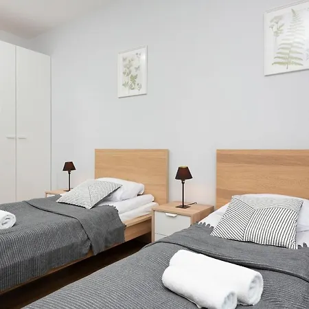 Apartment Chopin Airport *